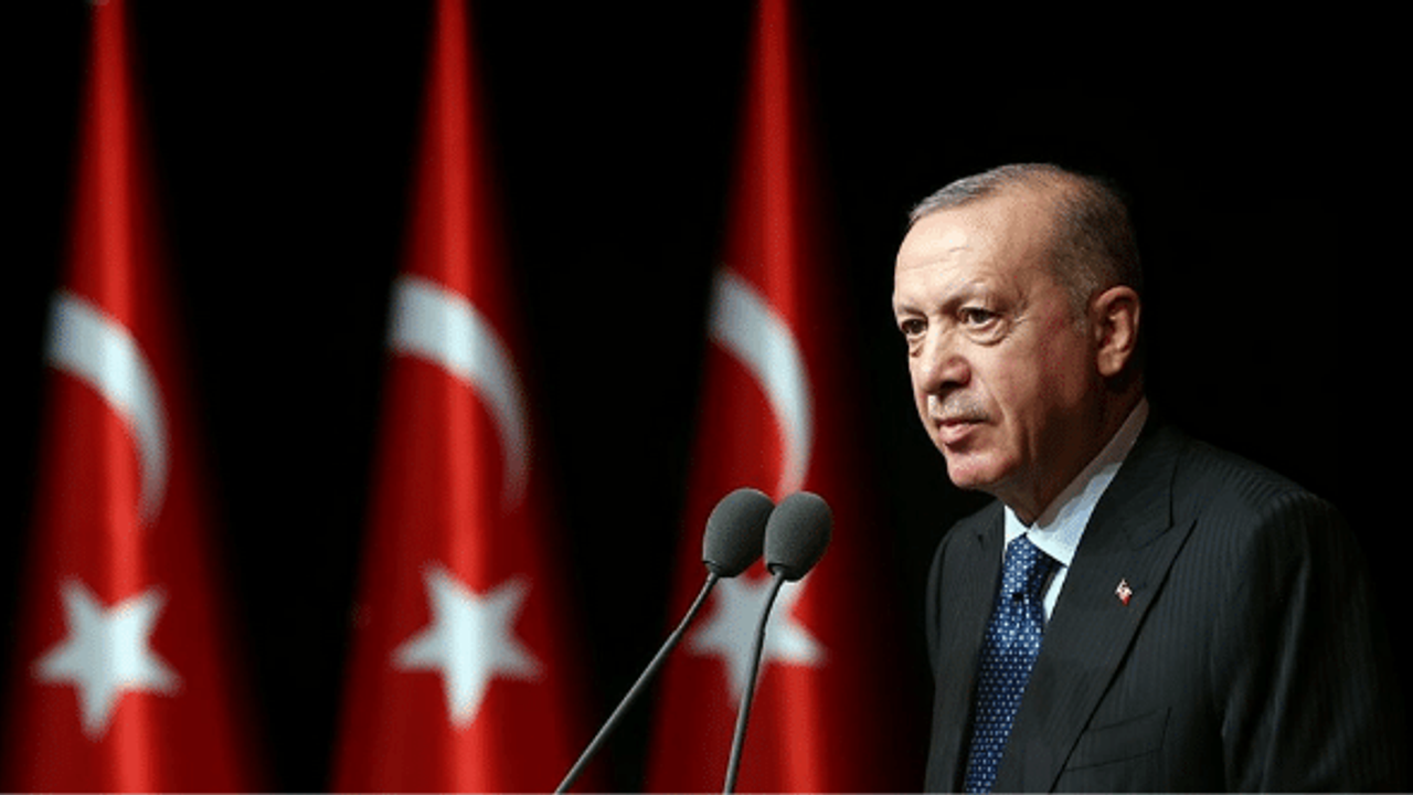 'Küfür' polemiği... Erdoğan, Lütfü Türkkan'a yüklendi! Fezleke tartışmaları başladı...