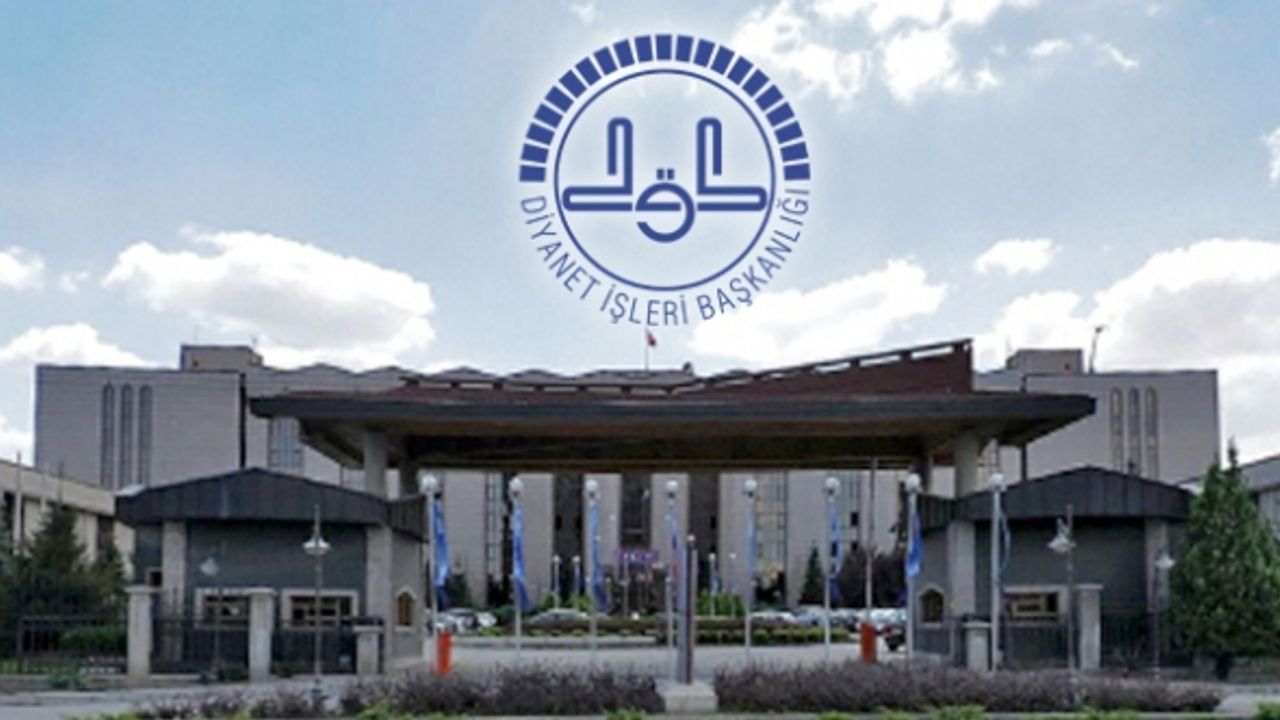 Diyanet de TL'den vazgeçti: Bağışlar dolarla olacak