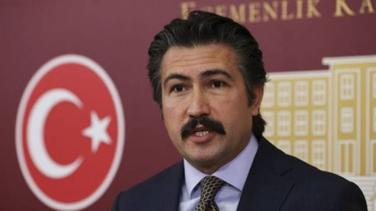 AK Parti’de kriz: Cahit Özkan görevden alındı
