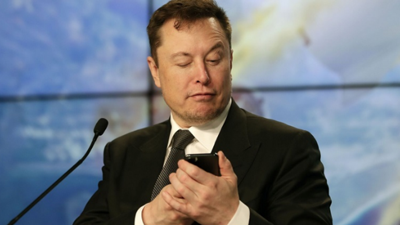 Elon Musk'a özel jette cinsel taciz suçlaması: Uçuş görevlisine at almayı teklif etmiş