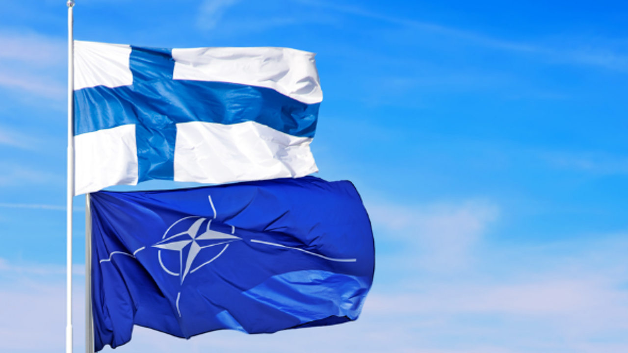 Finlandiya'nın NATO üyeliğine başvuru talebi kabul edildi