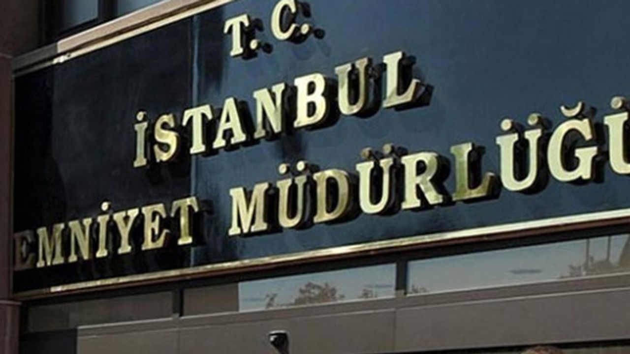 İstanbul Emniyet Müdürlüğü önünde silahlı şahıs alarmı