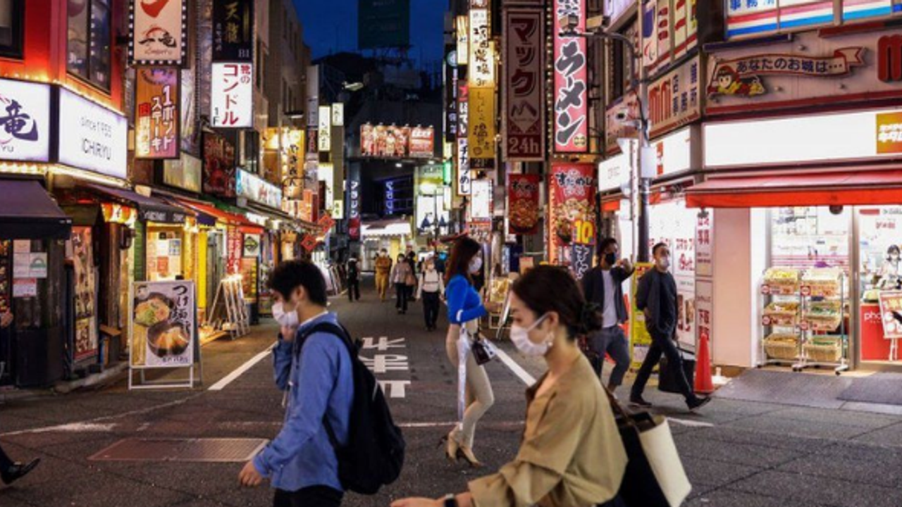 Japonya iki yıl sonra kapılarını turistlere açıyor