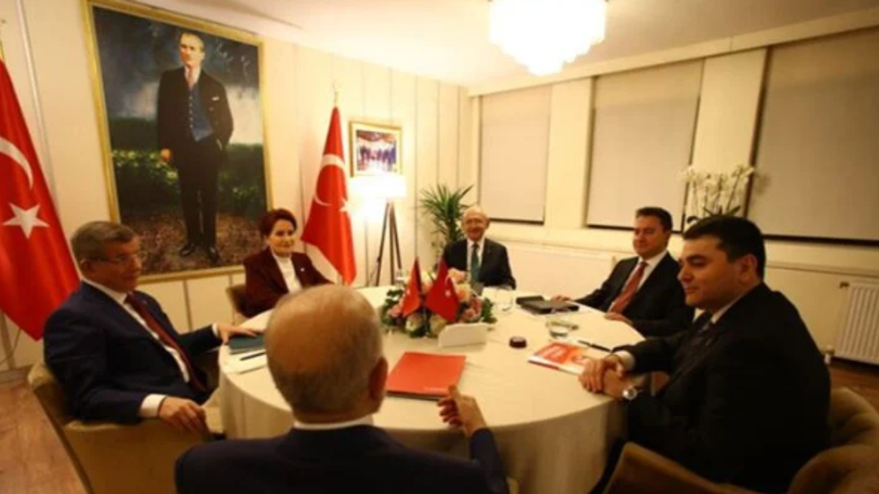 6'lı masanın ortağı Gültekin Uysal'dan Kemal Kılıçdaroğlu'nun adaylığına destek