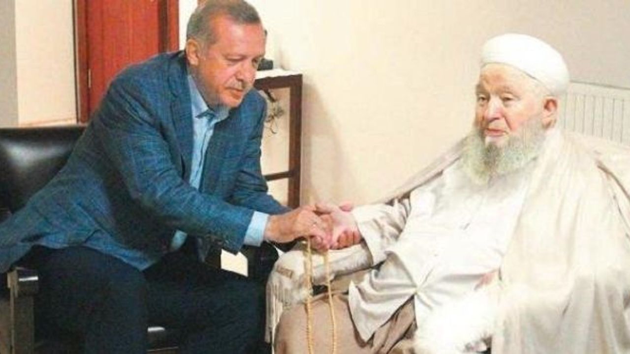 Erdoğan’dan Mahmut Ustaosmanoğlu için gazetelere taziye ilanı