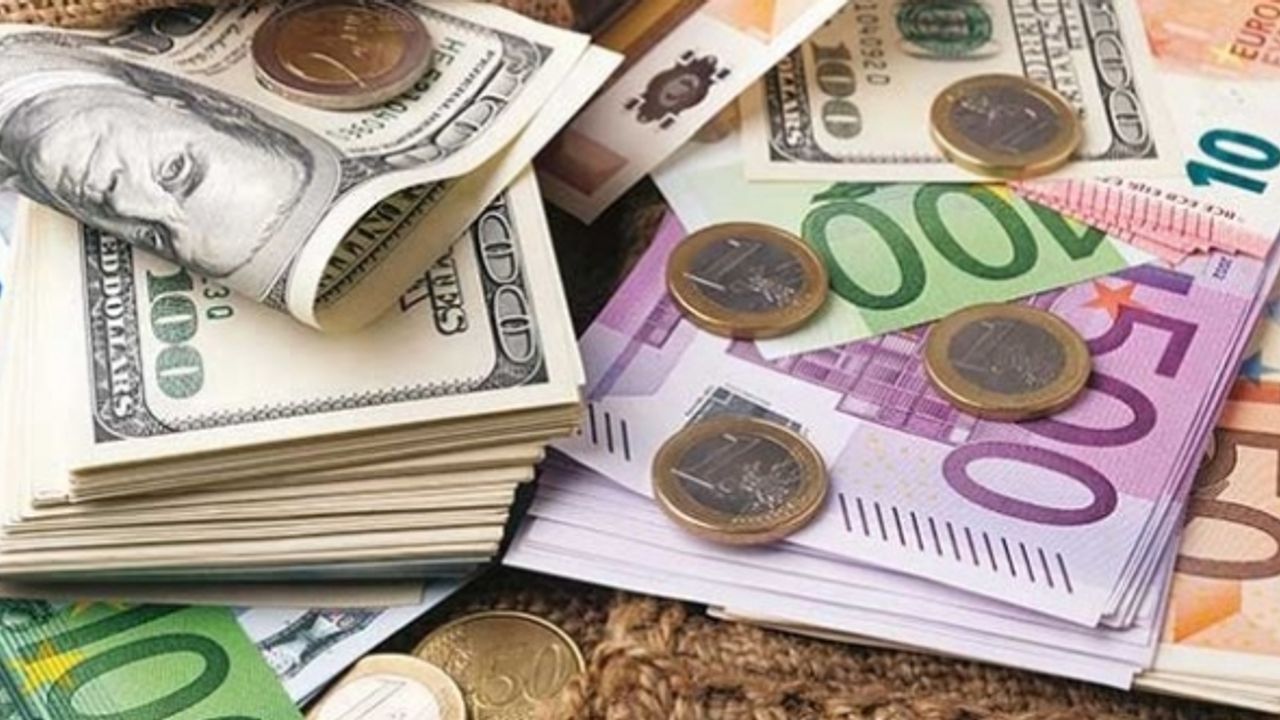 Piyasalarda haftanın son günü: Dolar ve Euro eşitlenmek üzere...