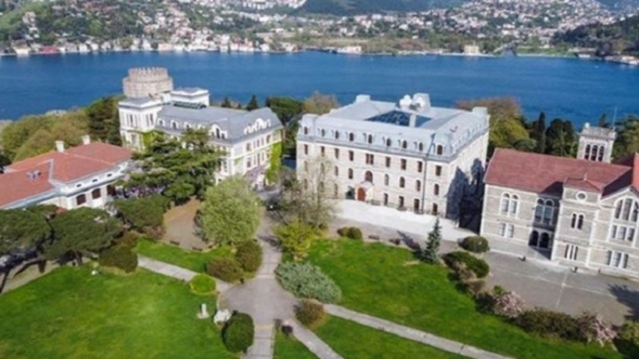 Boğaziçi mezunlarının etkinliğine yönetimden izin çıkmadı: Boğaziçi tarihine kara leke