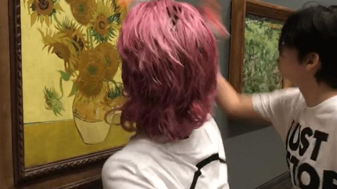 İklim aktivistileri Van Gogh tablosuna çorba attılar