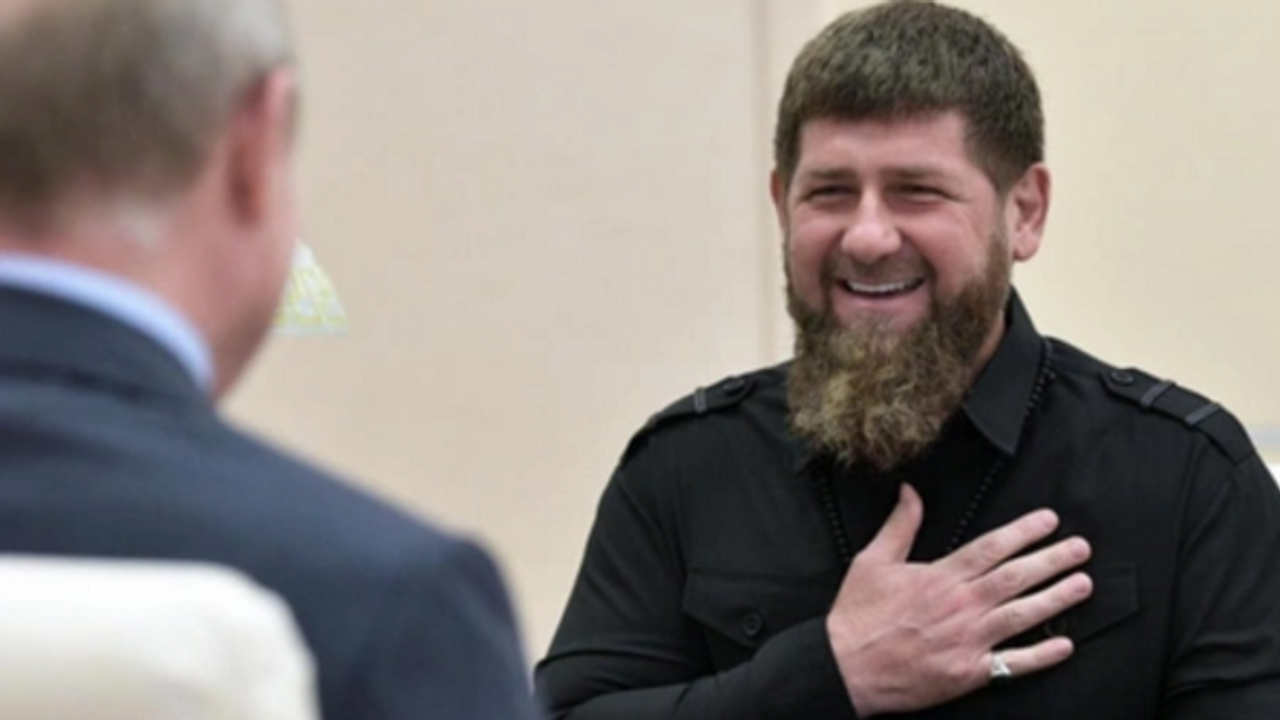 ‘Putin sevdalısı’ Kadirov’un aşkı bitmiyor: 18 yaşını doldurmamış 3 çocuğunu cepheye gönderiyor