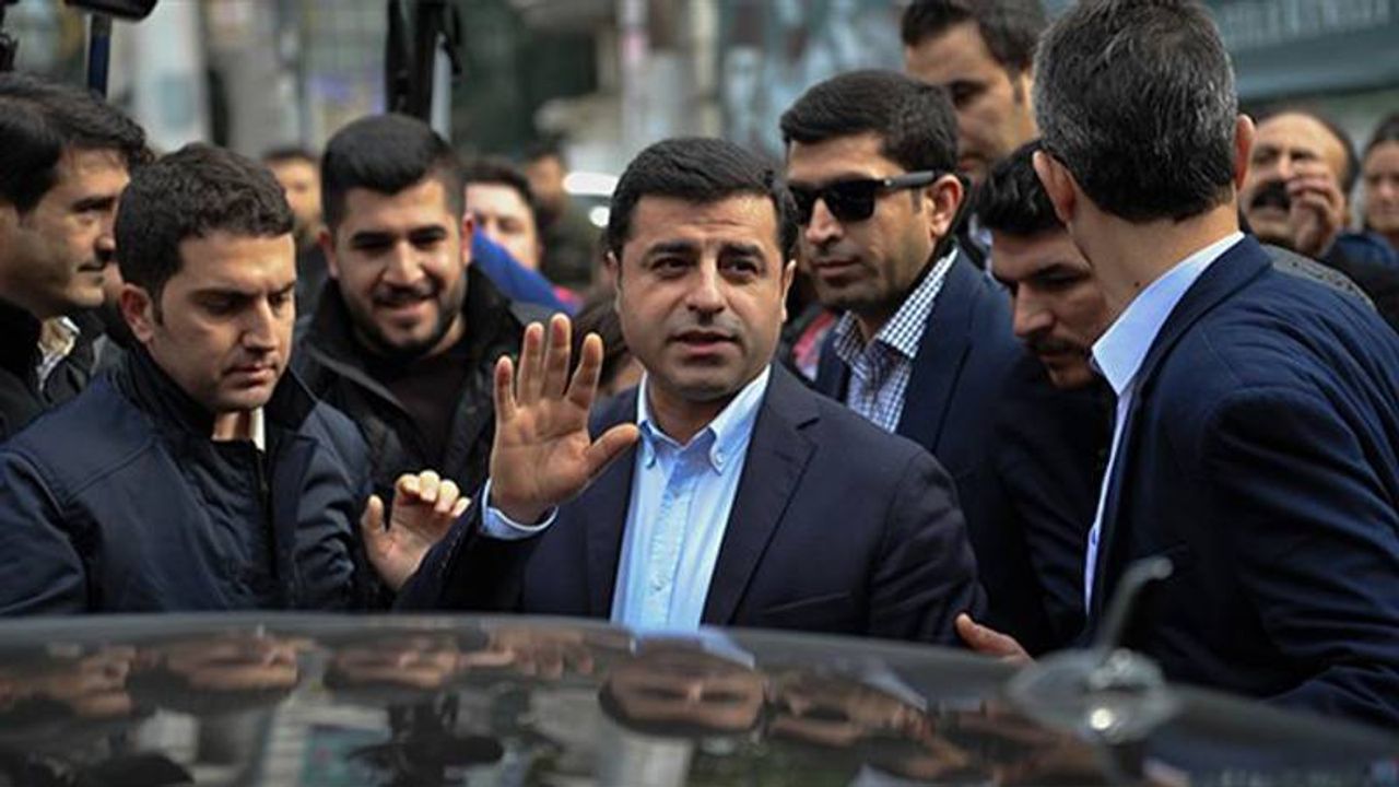 Demirtaş'tan iktidara sert tepki: Halkı ahmak sanıyorlar
