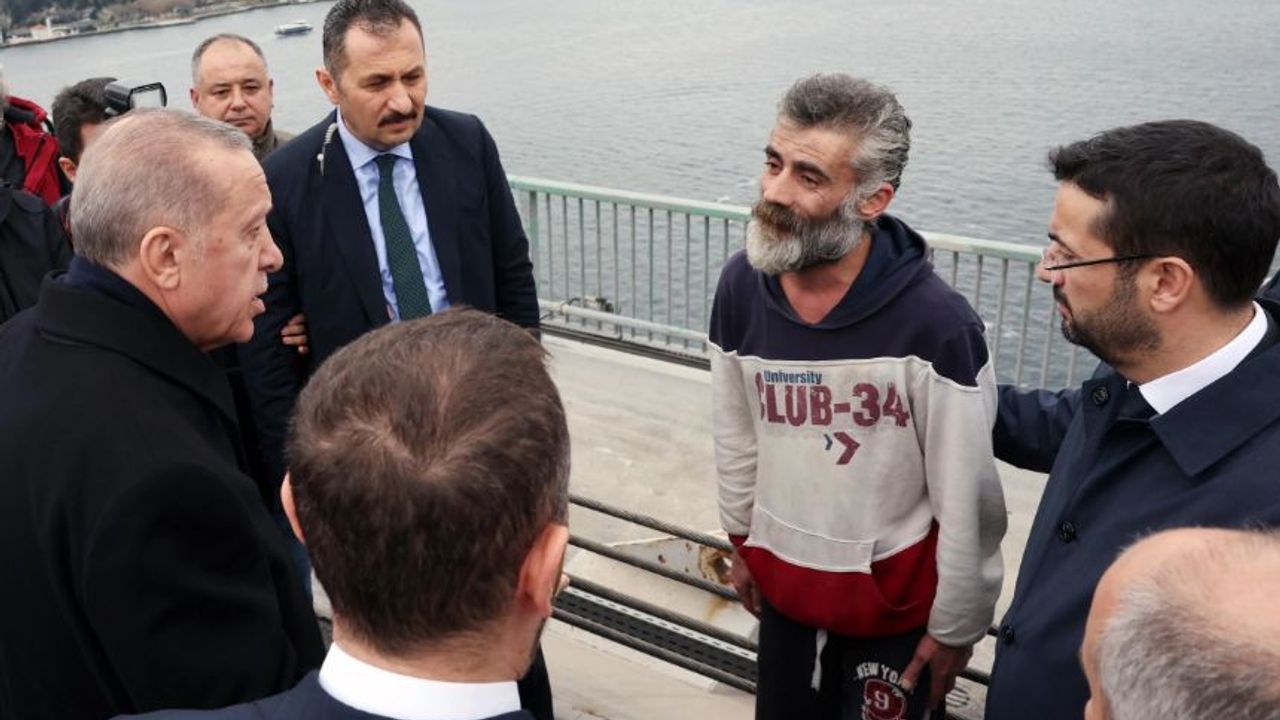 Erdoğan köprüde intihar etmek isteyen kişiyi durdurdu