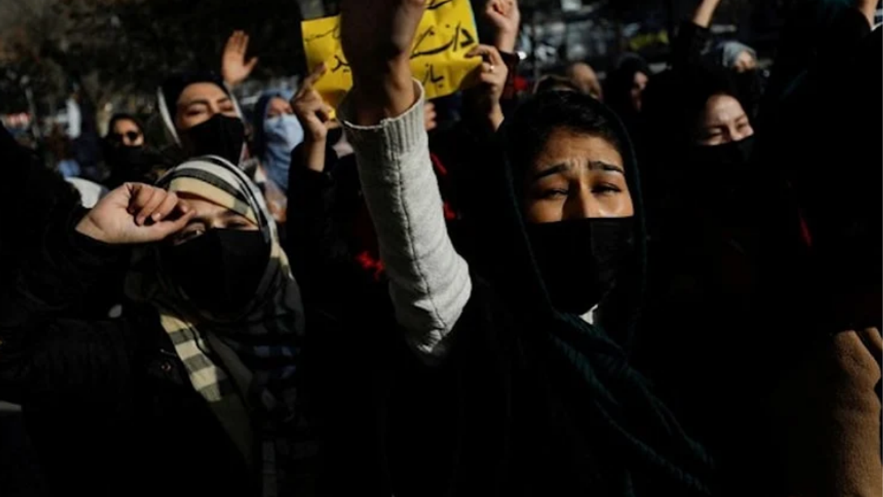 Afgan kadınlara sürpriz destek: Bize gelin