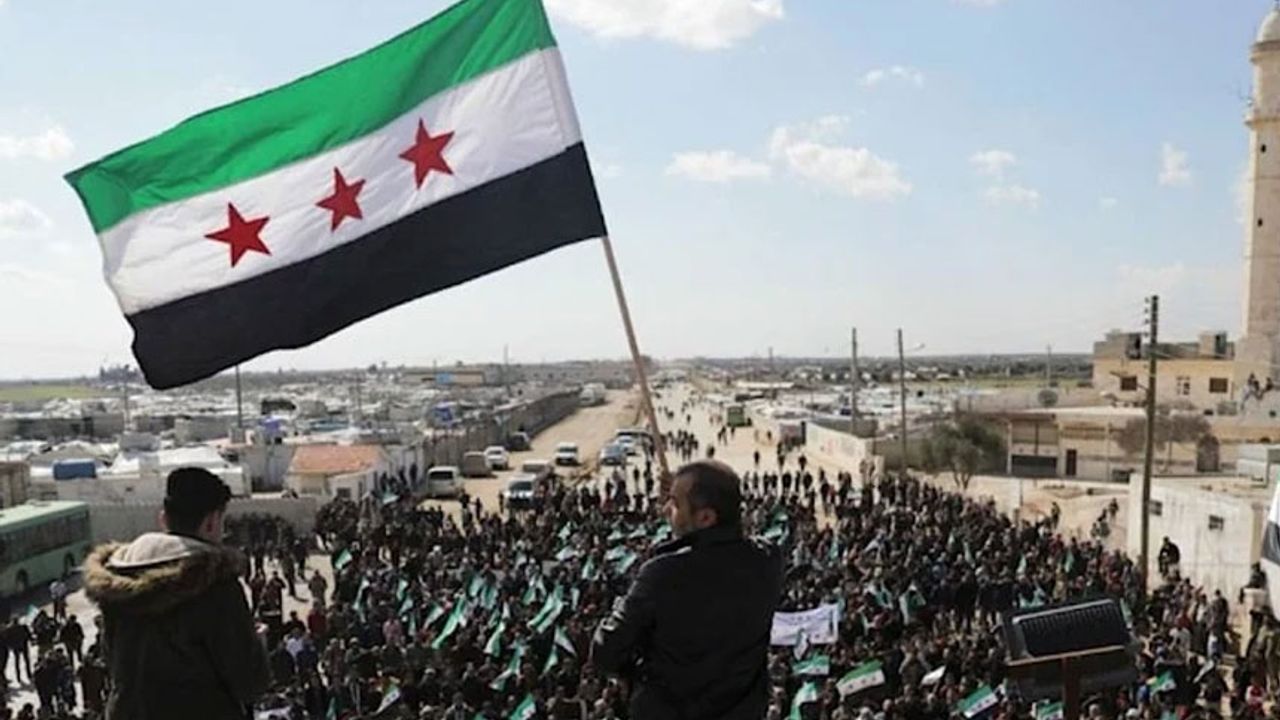 Ankara-Şam görüşmesi, Suriye’de 'Muhalif'ler tarafından protesto edildi