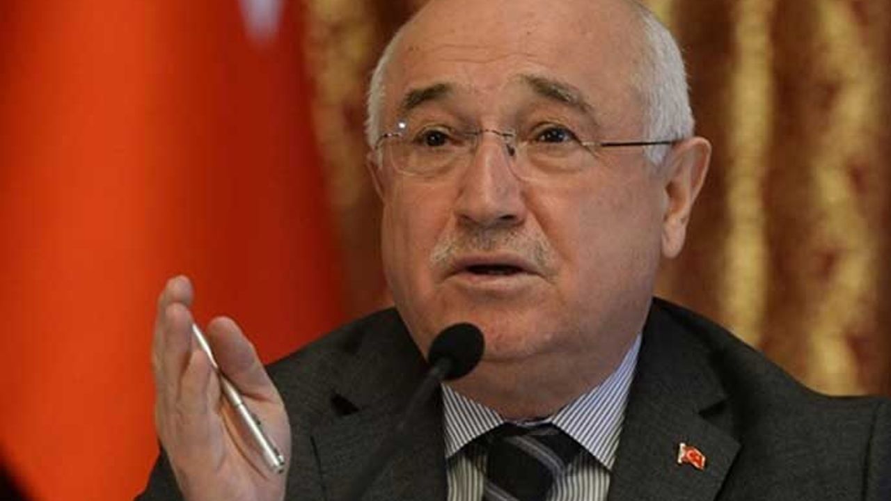Eski Adalet Bakanı Cemil Çiçek'ten 'tarikat' açıklaması: Para kaynakları denetlenmeli