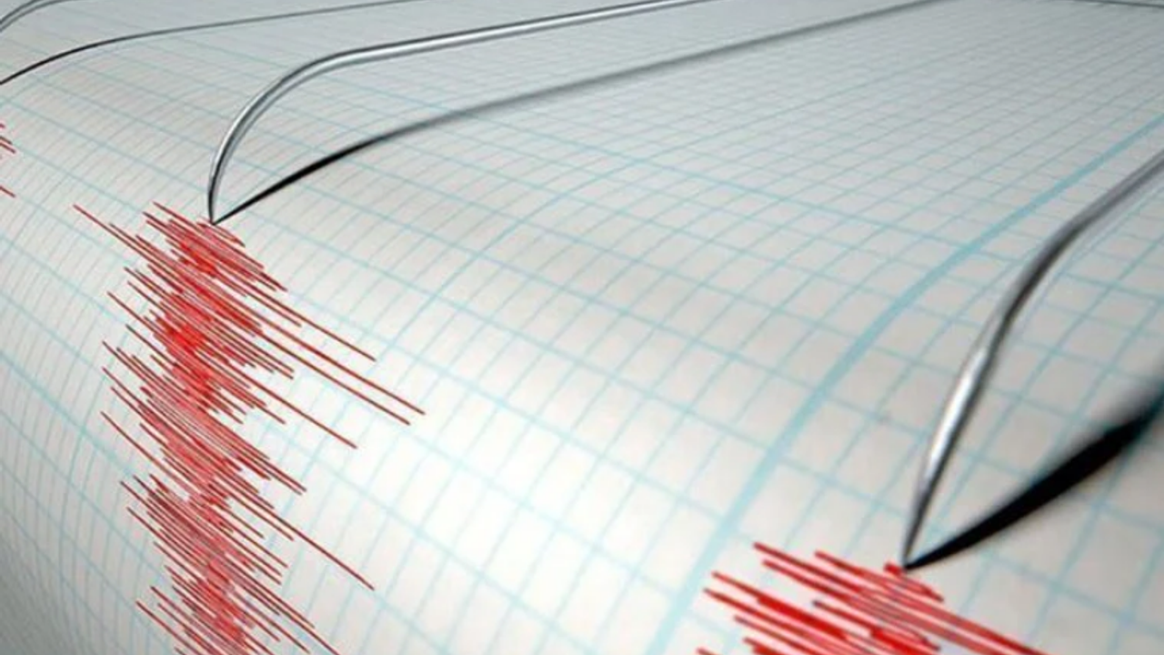 Van sınırında 3.7 şiddetinde deprem