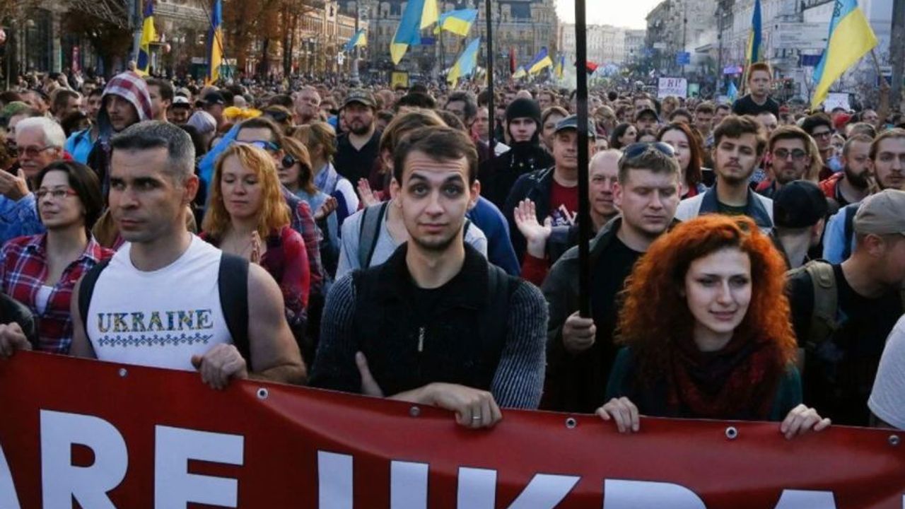 Dev protesto: Ülke halkı Ukrayna’ya yapılan yardımlara karşı