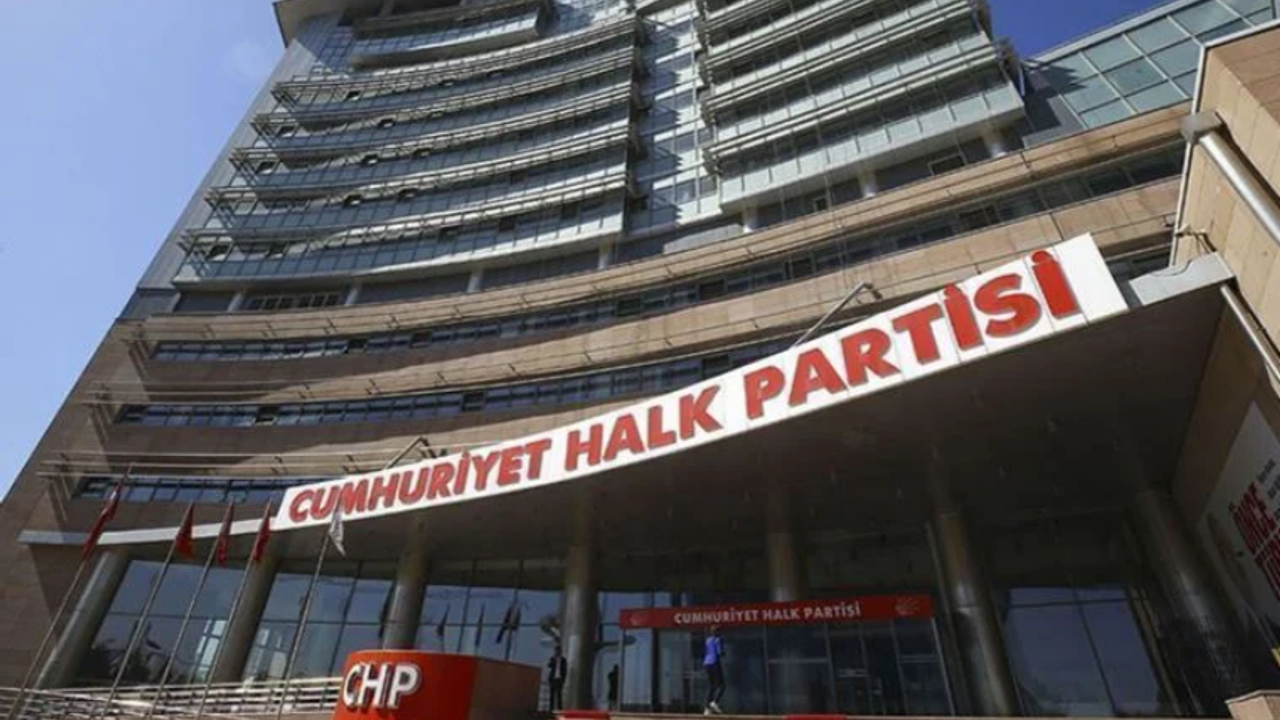 CHP yarın toplanıyor: Gündem hükümet programı