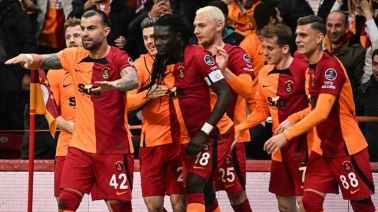 Galatasaray geriden geldiği maçta kazandı: 2-1