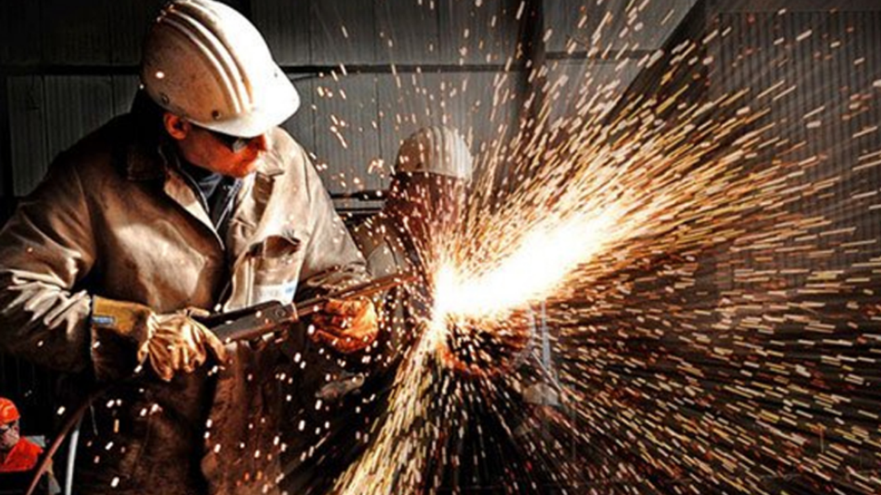 Metal işçileri haklarını arayacak: 4 kentte 11 fabrikada iş bırakma eylemi