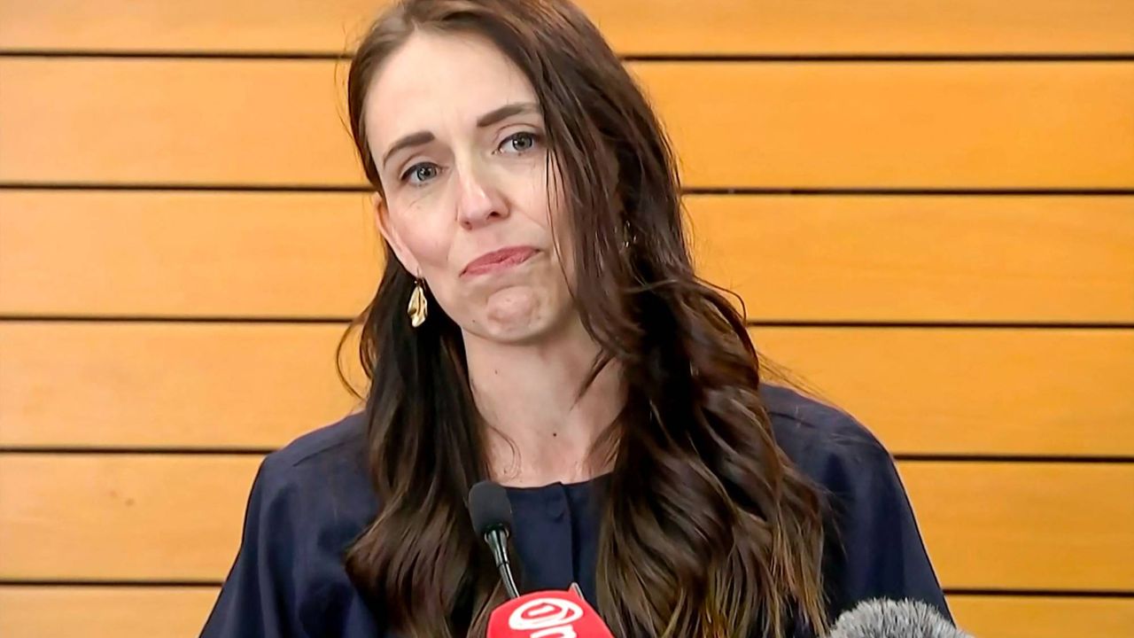 Yeni Zelanda başbakanının istifasında taciz ve tehdit iddiası