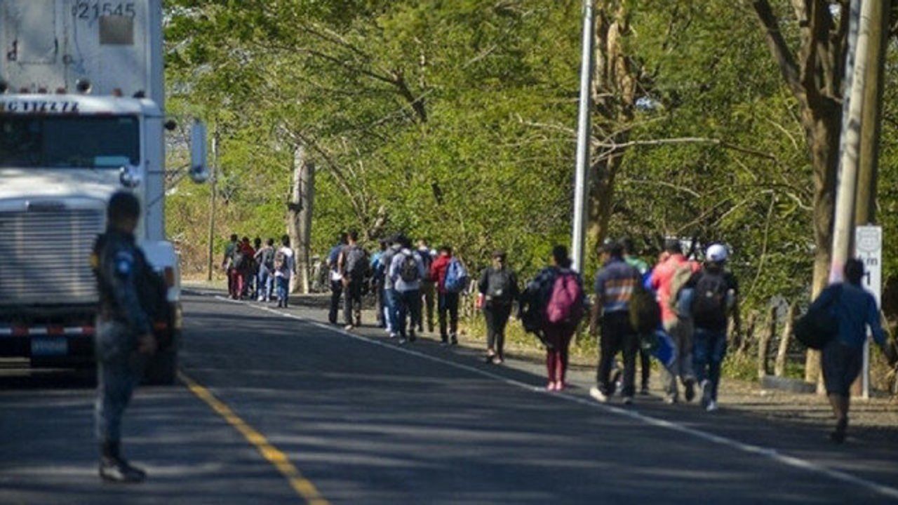 Meksika’da göçmen kamyonunda 57 çocuk bulundu
