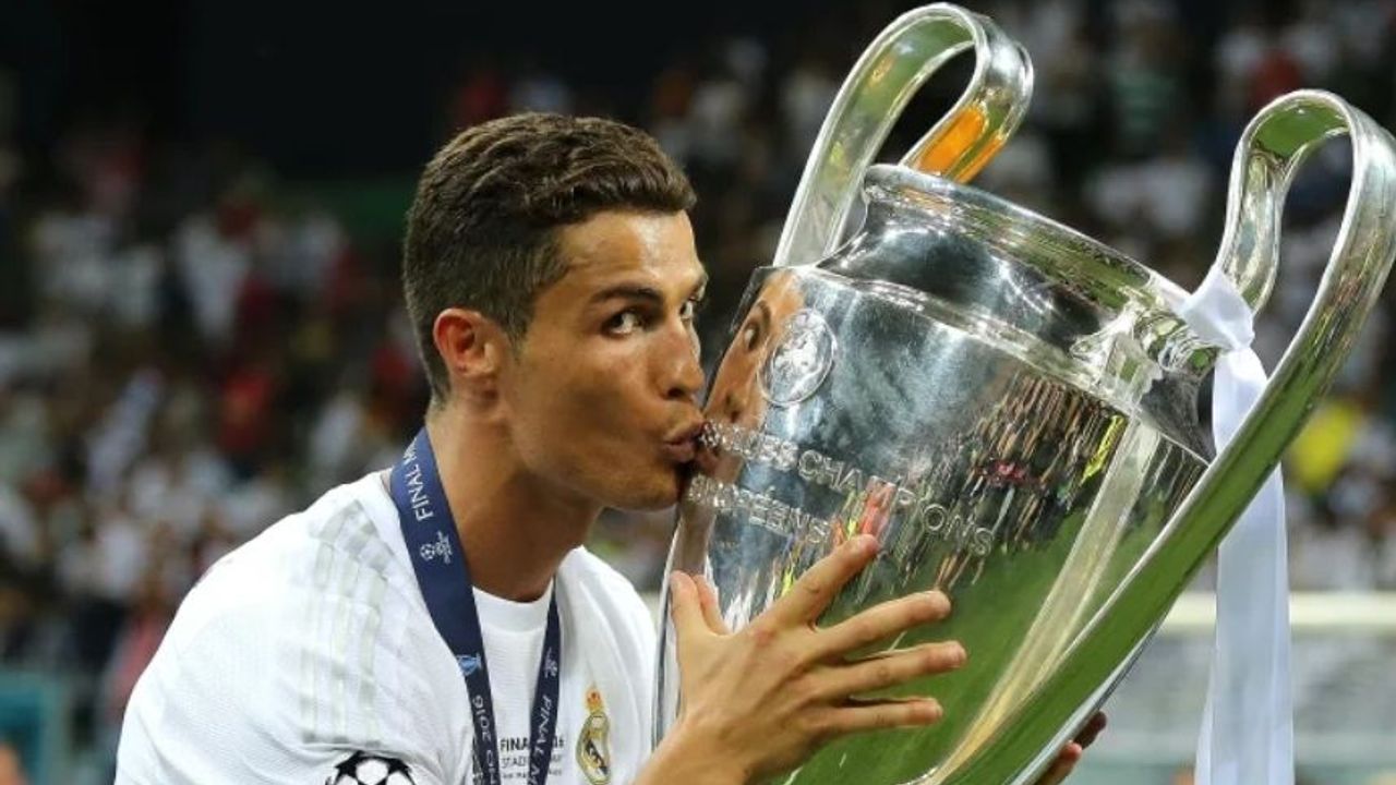Ronaldo'dan 'Lozan'ın gizli maddesi': Geri dönebilir