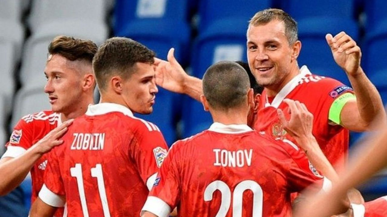 UEFA görüşüyor: Rusya, Avrupa futboluna geri mi dönecek?