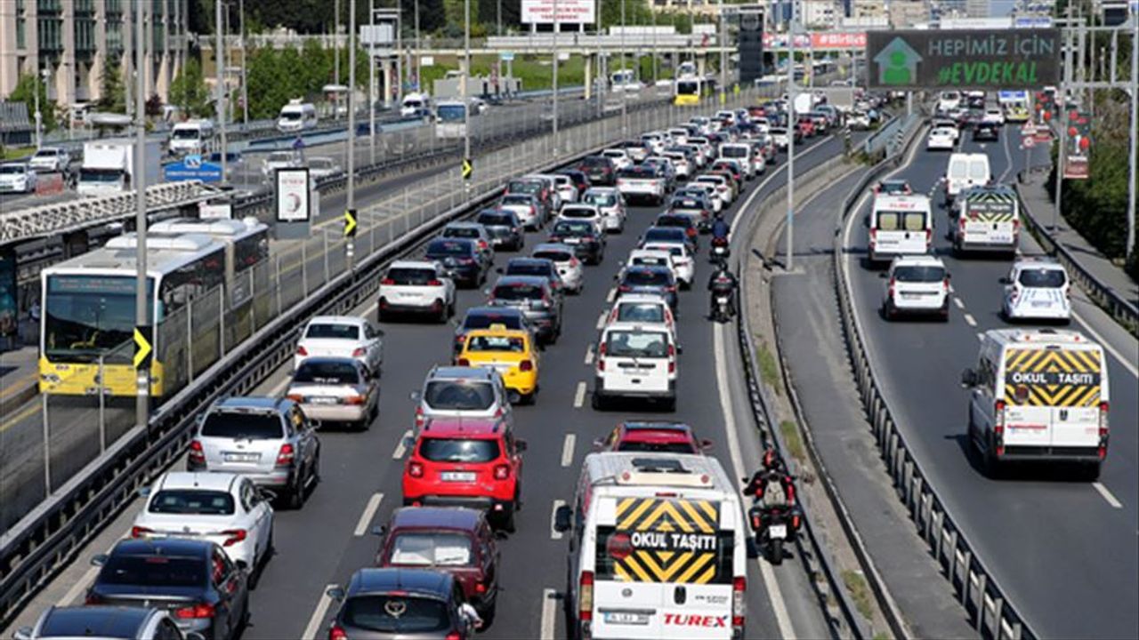 İstanbulluların dikkatine! Bu yollar trafiğe kapatılacak