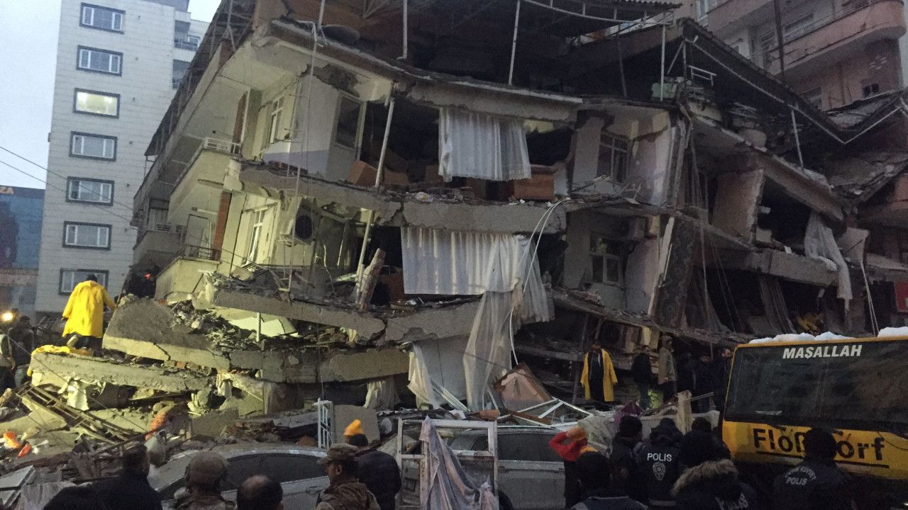 Kahramanmaraş'taki depremden 10 il etkilendi: Diyarbakır'da son durum...