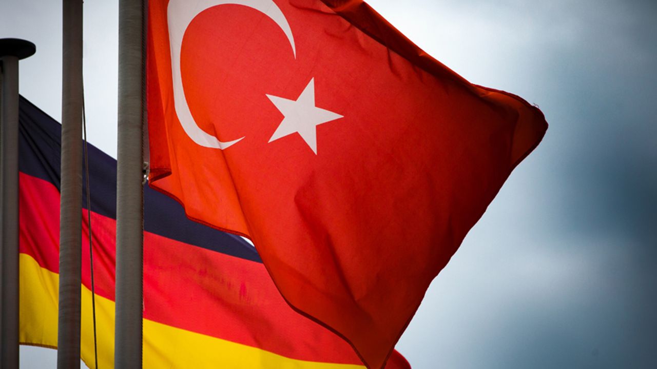 Almanya şartları yeniledi, Avrupa kapısı Türklere açıldı