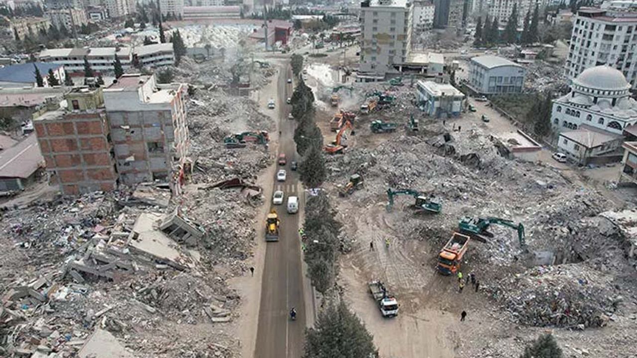 Işık Üniversitesi'nden Ataşehir'de deprem paneli