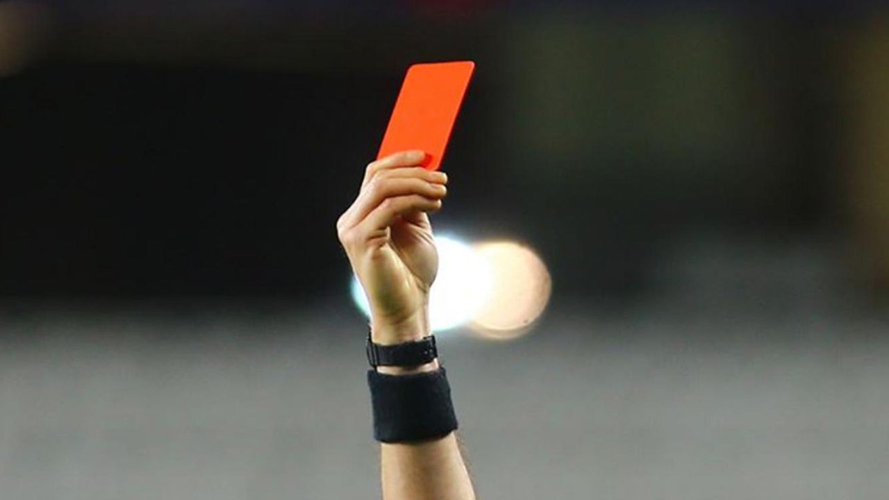 Futbolda 'kırmızı kart' vergisi gündemde!