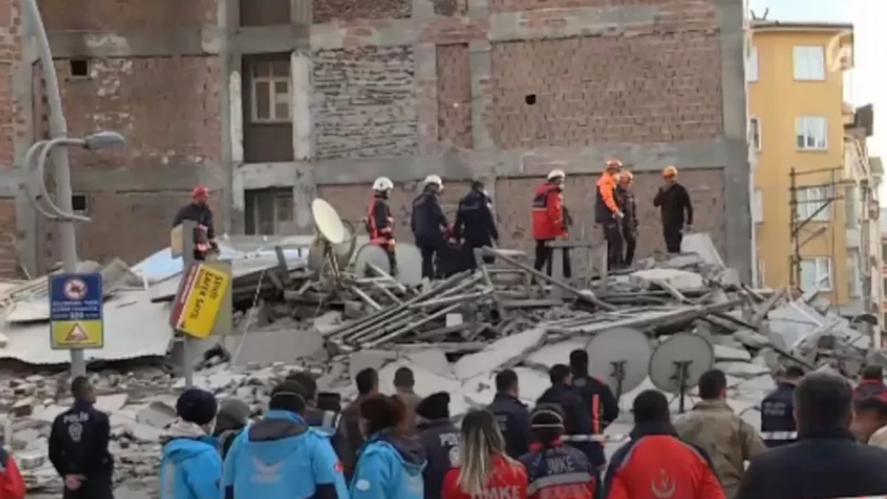 Depremde yıkılan binanın müteahhidi Samsun'da yakalandı