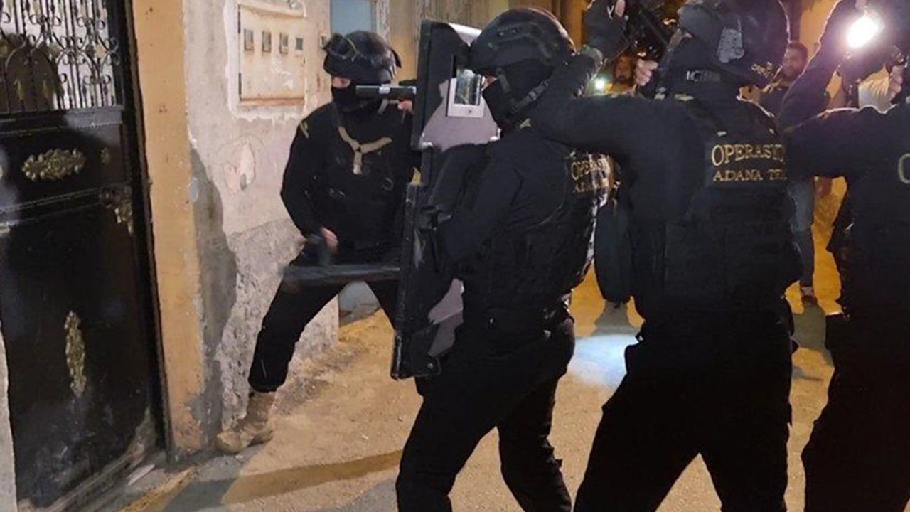 İstanbul'da IŞİD operasyonu: 7 kişi yakalandı!