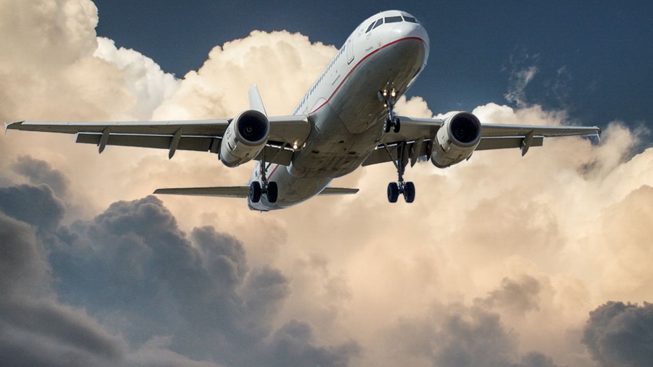 Uçuşlarda karbon azaltımı kararı bilet fiyatlarını etkileyecek