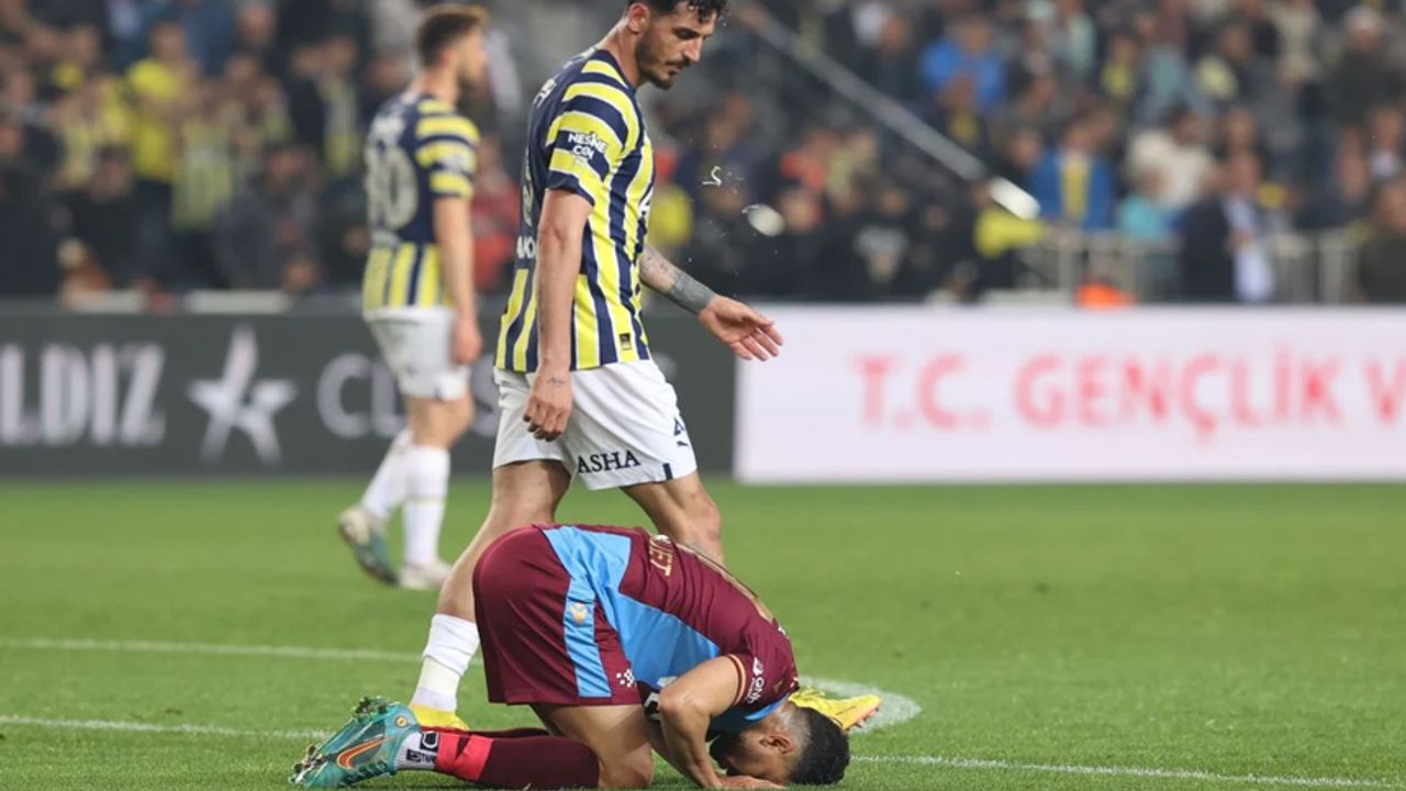 Fenerbahçeli oyuncu, 'Trezeguet'e tükürük' iddialarına yanıt verdi