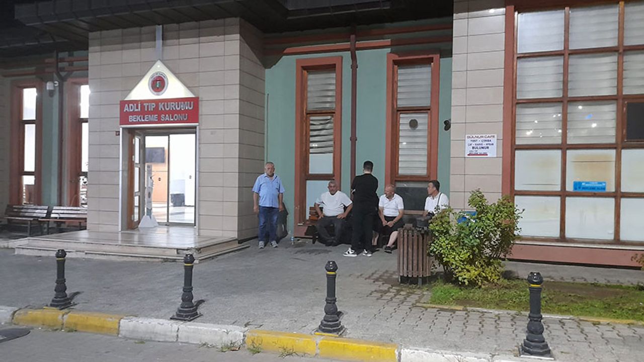 Güngören'de kahvehanedeki çatışmanın ortasında kalan kişi hayatını kaybetti
