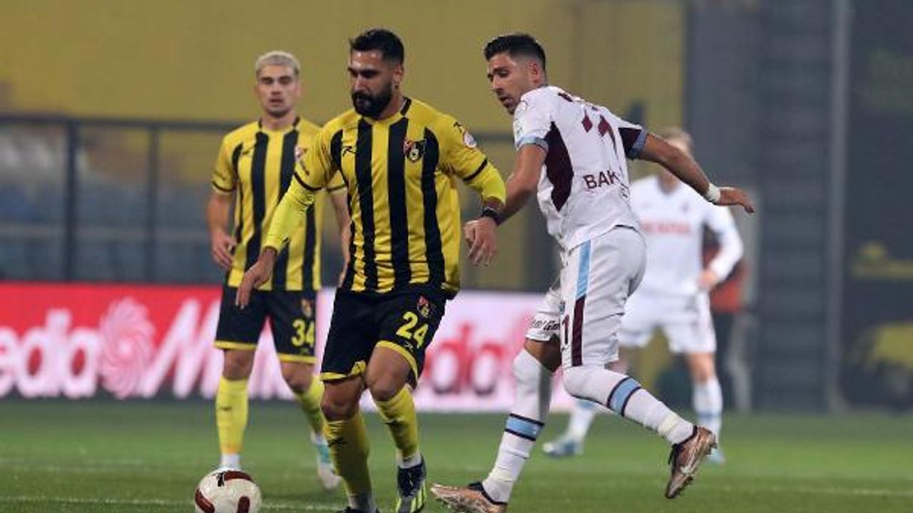 İstanbulspor-Trabzonspor karşılaşmasında Başkan takımı sahadan çekti