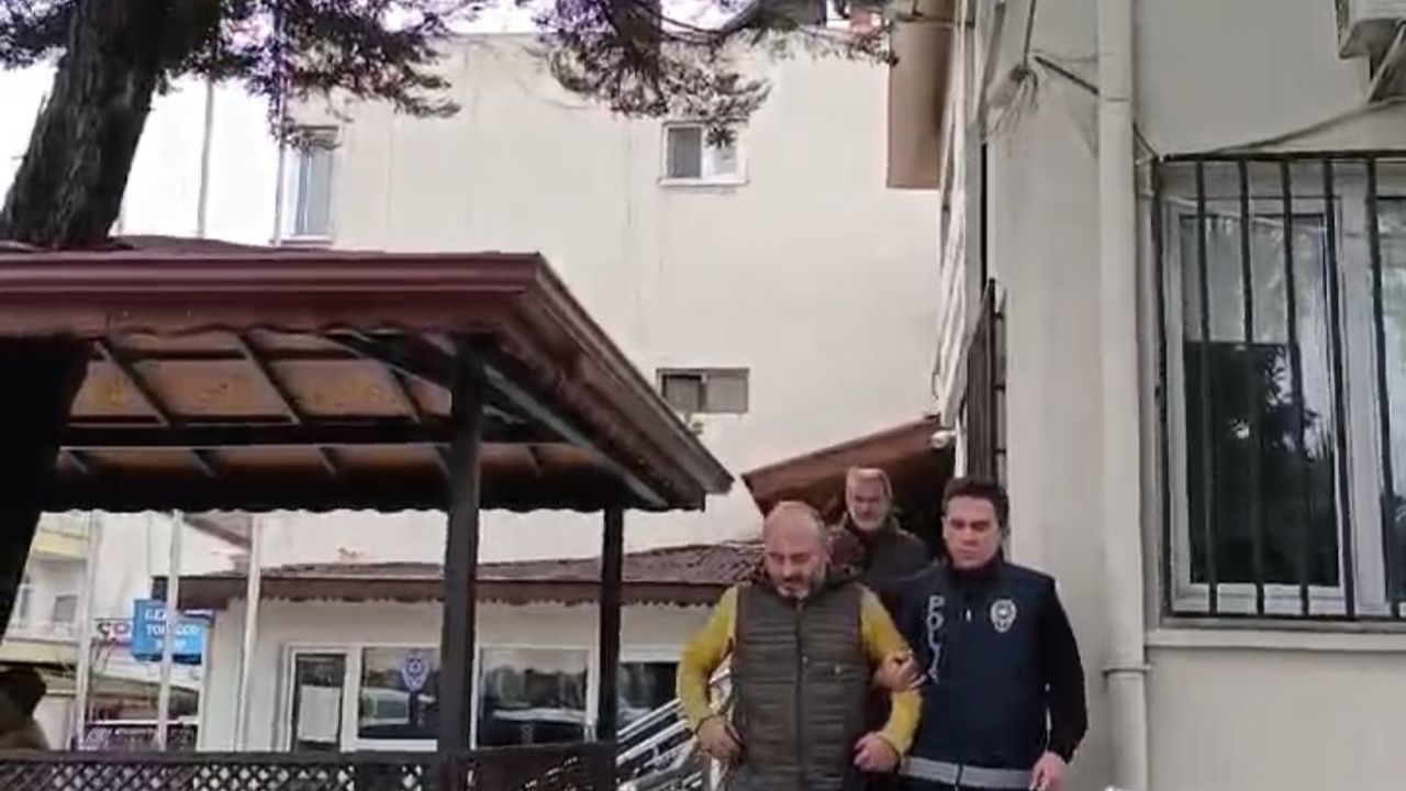 Bursa'da girdikleri depodan 400 litre zeytinyağı çaldılar: 2 tutuklama