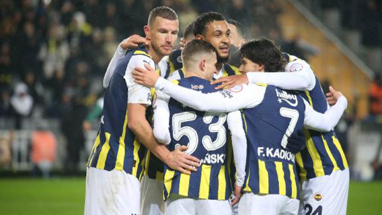 Fenerbahçe evinde farklı kazandı: 7-1