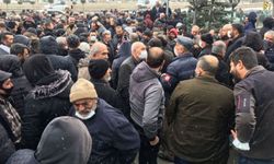 Bir garip eylem: Toplu taşıma esnafı artan maliyetler sebebiyle CHP'yi protesto etti