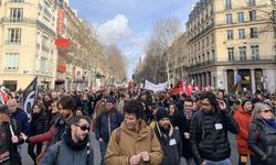 Fransa’da emeklilik reformuna karşı ikinci grev