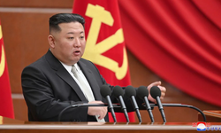 Kuzey Kore, yeni 'nükleer sualtı saldırı uçağı' test ettiğini duyurdu