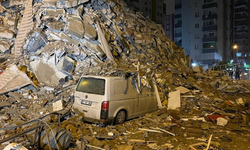Dördüncü seviye alarm verildi! Kahramanmaraş'ta 7,4 büyüklüğünde deprem