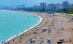 Dünyaca ünlü Konyaaltı Plajı ihaleye açıldı