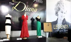 Prenses Diana'nın elbiseleri açık artırmaya çıkarıldı!
