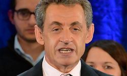 Fransa’nın eski lideri Sarkozy: Dünya volkanın kenarında dans ediyor 