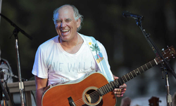 Dünyaca ünlü ABD'li şarkıcı Jimmy Buffett, hayatını kaybetti