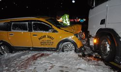 Kars’ta kar esareti: çok sayıda araç buzlanma nedeniyle yolda mahsur kaldı