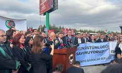 Özgür Özel'den Yargıtay'ı protesto eden avukatlara destek